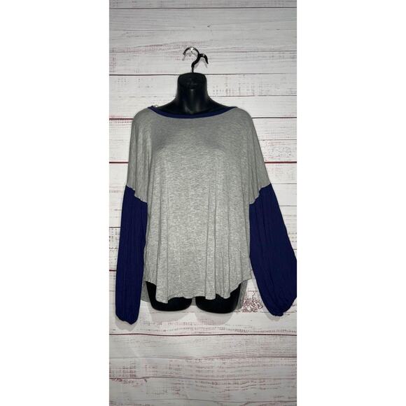 Women’s Navy & Gray Promesa Boutique Balloon Sleeve Top Small - Picture 1 of 3